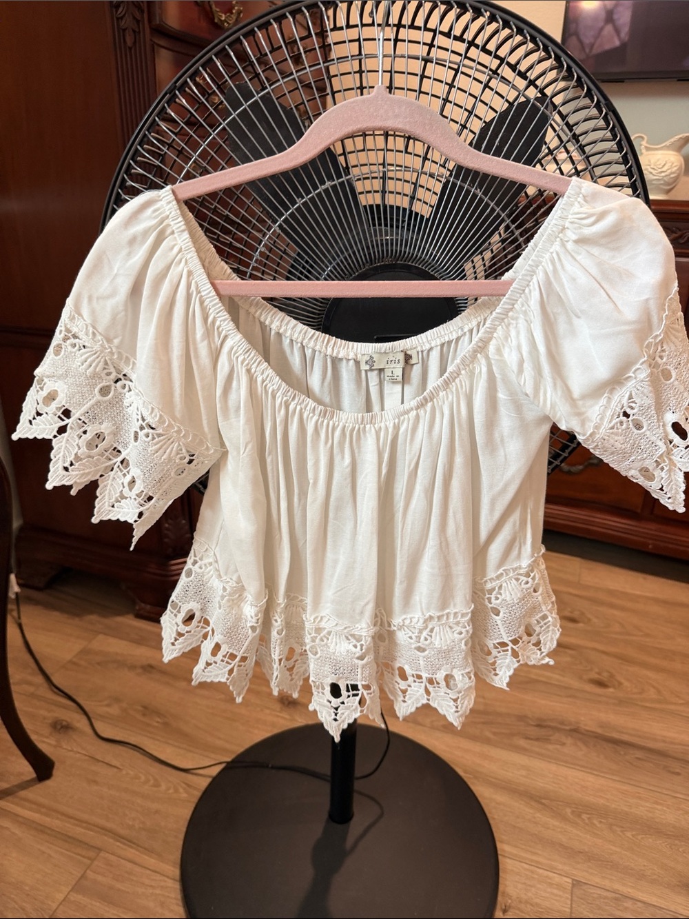 iris White Off-Shoulder Crochet Trim Peasant Top